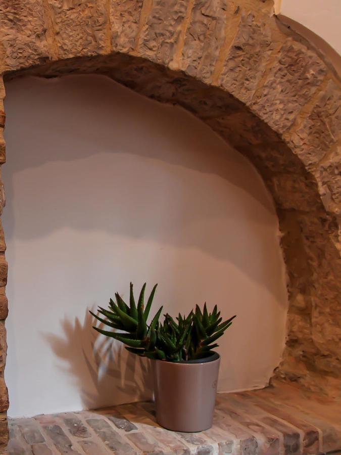 Casa Armanni - La Tua Casa Di Pietra Lejlighed Gubbio Eksteriør billede