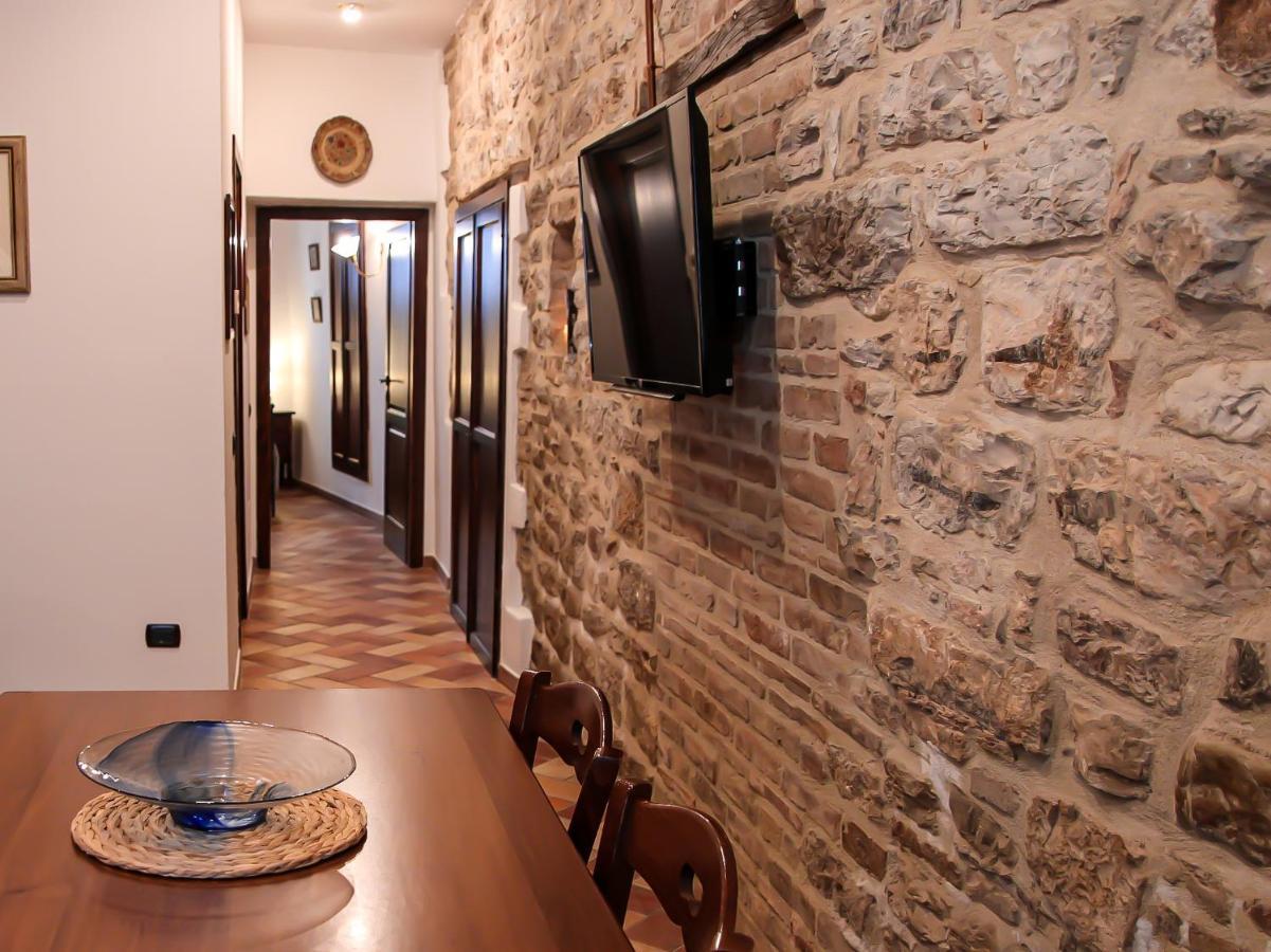 Casa Armanni - La Tua Casa Di Pietra Lejlighed Gubbio Eksteriør billede